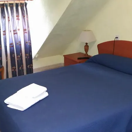 Aribel Longinos 2*