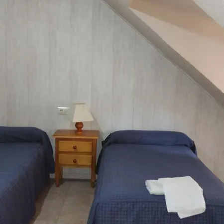 Guest house Aribel Longinos 2*